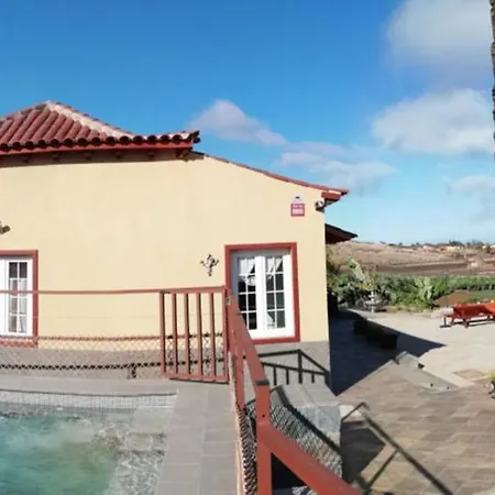 Tapias, Casa Don Juan * La Paz